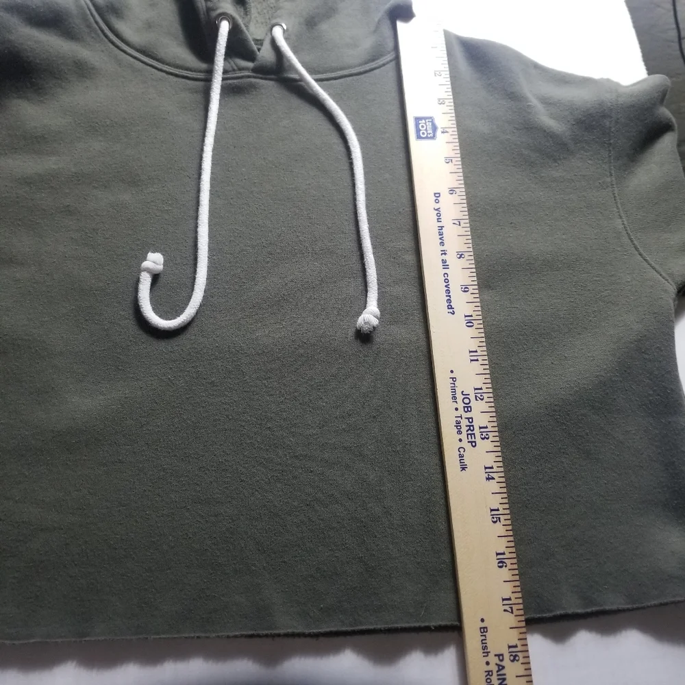 WILD FABLE OLIVE CROPPED HOODIE SIZE MEDIUM - Picture 5 of 10